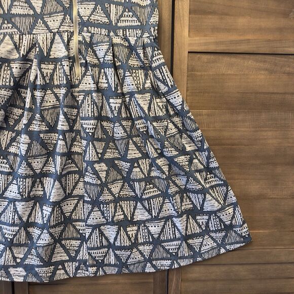 LulaRoe Triangle Print A line fit flare Size XL dress Pockets Zipper Modest - Picture 12 of 15